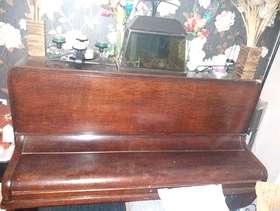 Freecycle Free standing piano