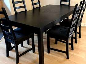 Freecycle Dining room table and chairs