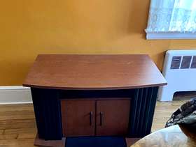 Freecycle One Tier Stand w-Bottom Cabinet $ 65.00