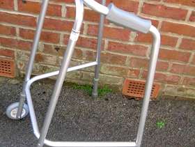 Freecycle Lightweight aluminium, height adjustable walking frame / Zimmer /Rollator - ...