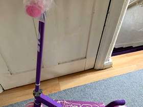Freecycle Child’s Scooter