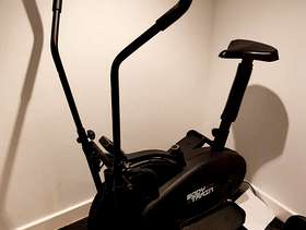 Freecycle Exercise bike / cross trainer - collect from BR4