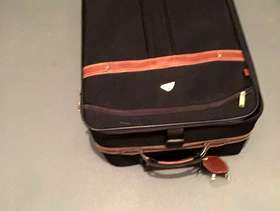 Freecycle Black wheels suitcase