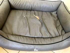 Freecycle Large dog bed