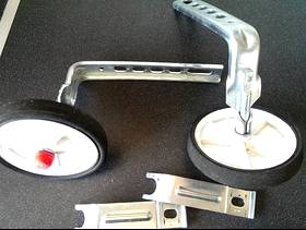 Freecycle Stabilisers for Child's Bike Age 3+