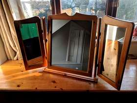 Freecycle Pine Triple Mirror