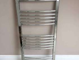 Freecycle Chrome towel rail