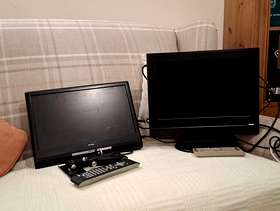 Freecycle Two 15'' T.v.s