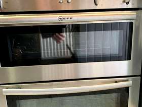 Freecycle NEFF double oven with extractor