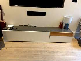 Freecycle Tv base unit