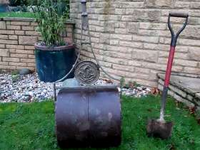 Freecycle Lawn roller