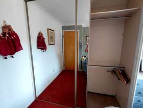Freecycle Built in wardrobe