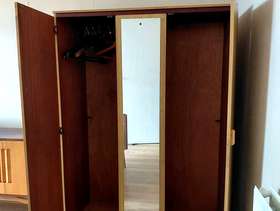 Freecycle Free Double Wardrobe