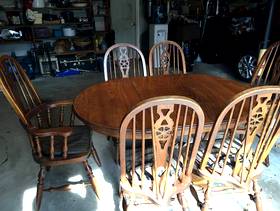Freecycle 7 Piece Oak Kitchen Set