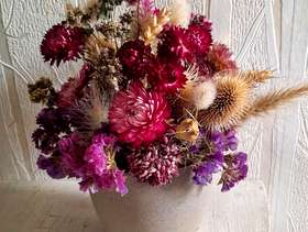 Freecycle Pretty dried flowers in a grey ceramic pot
