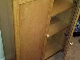 Freecycle Oak-coloured cupboard, good for shoes/hallway?