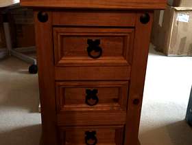 Freecycle Bedside tables