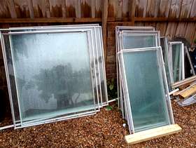 Freecycle Double glazed glass windows