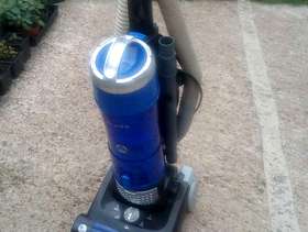 Freecycle HOOVER vacuum cleaner