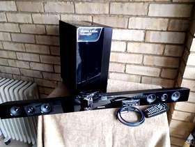 Freecycle SAMSUNG soundbar with subwoofer