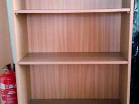 Freecycle Bookshelf - wooden veneer