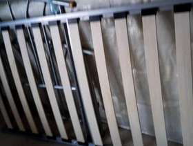 Freecycle Metal frame single bed