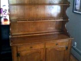 Freecycle Ethan Allen - Buffet/China Cabinet
