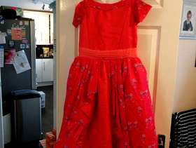 Freecycle Disney dress princess dress up outfits.