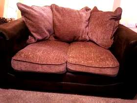 Freecycle 3 seater plus 2 seater sofa