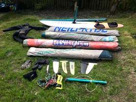 Freecycle Ray fantastic ultra 282 windsurf board with 4 sails 2 ...