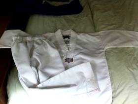 Freecycle Taekwondo outfit