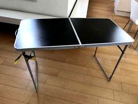 Freecycle Camping table (damaged)