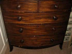 Freecycle Bow fronted chest of drawers