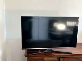 Freecycle 32 inch television