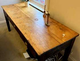 Freecycle Victorian farmhouse kitchen dining table