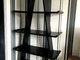 Freecycle Unusual shelving unit