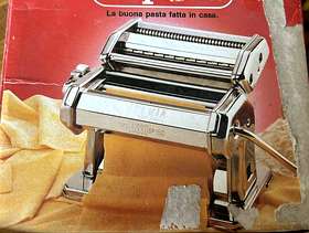 Freecycle Pasta Maker