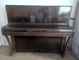 Freecycle Piano