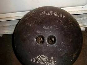 Freecycle Old AMF bowling ball 'The Angle'