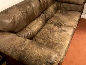 Freecycle Leather three price sofa and footstool