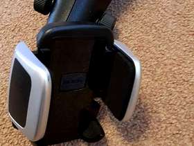 Freecycle Universal In Car Mobile Phone Holder Cradle (Nokia) - £5