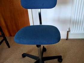 Freecycle Office Swivel Chair