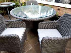 Freecycle Garden table and chairs