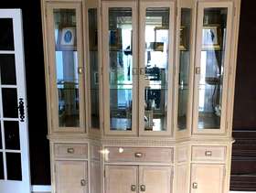 Freecycle Large Dresser