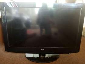 Freecycle 32 inch LG TV