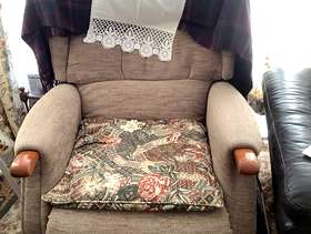 Freecycle Electric recliner
