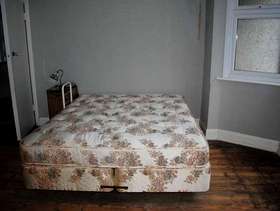 Freecycle Double Divan Bed