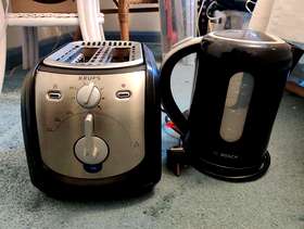 Freecycle Krups toaster and Bosch kettle