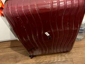 Freecycle Large red IT Suitcase