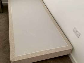 Freecycle Single bed with good mattress and headboard.